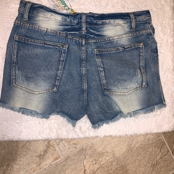 Distressed high rise denim shorts - Picture 2 of 2
